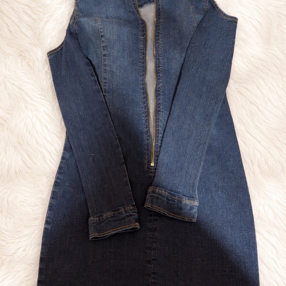 NWT Mindcode Denim Dress | Shoulder Cutout Detail | Chic Fitted Jean Dress - Picture 3 of 7